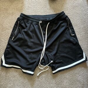 Fear of god black short